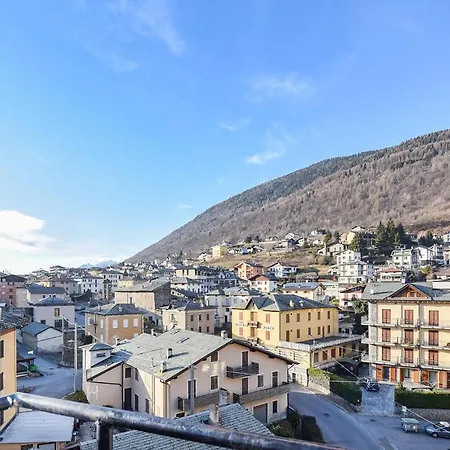 Three-bedroom In * Teglio