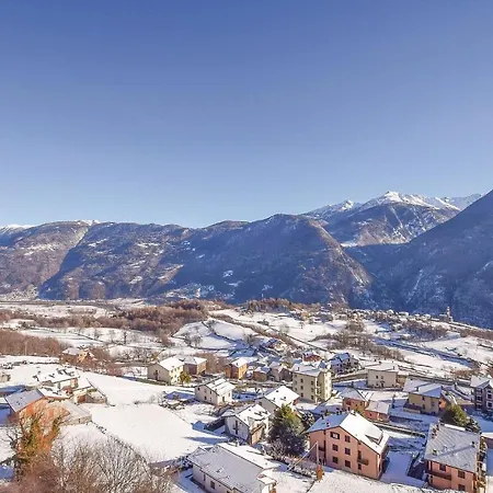 Three-bedroom In Teglio